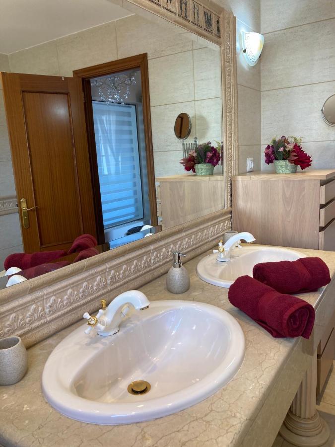 Villa Ingrid. Piscina Exterior. Las Playas Екстериор снимка